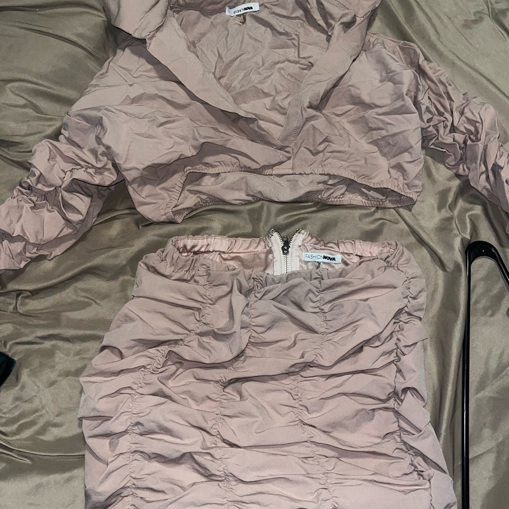 Fashion Nova mauve Ruched Skirt Set